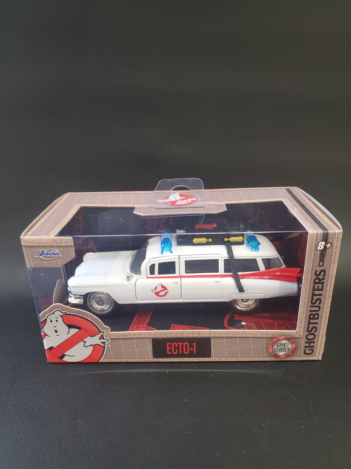 Jada - ECTO-1 (1:32)