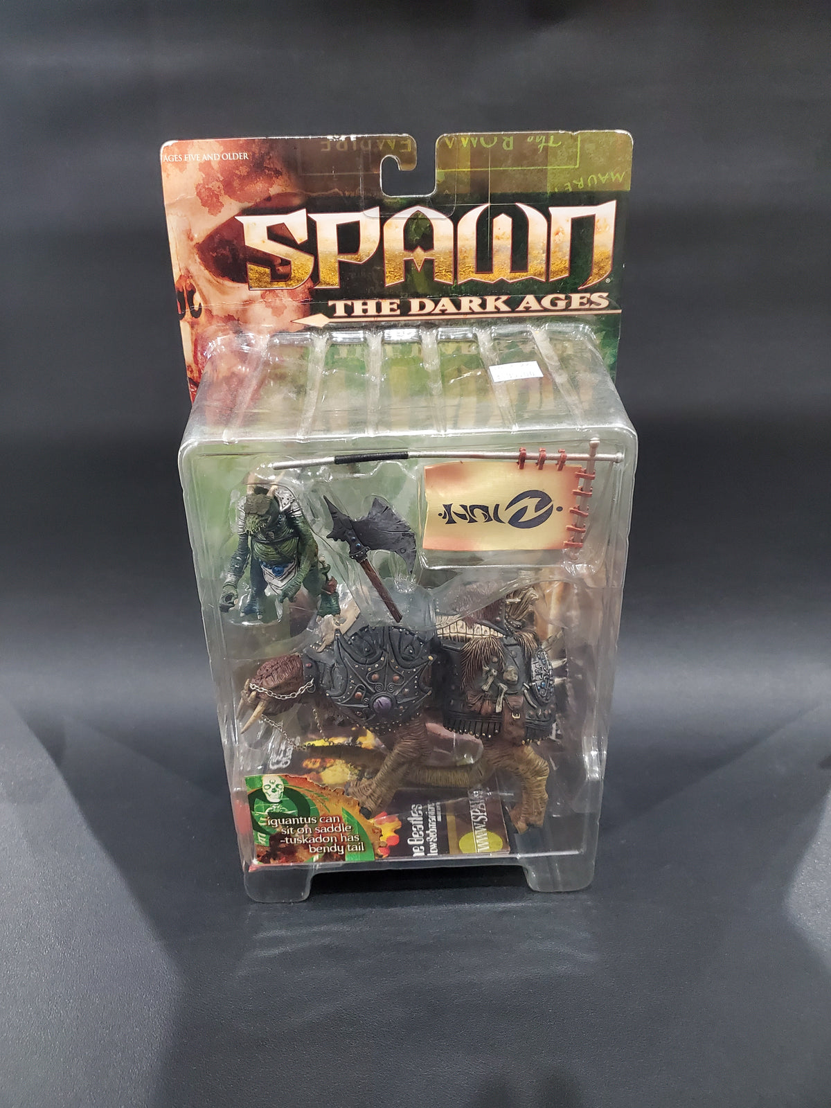 McFarlane - Spawn - The Dark Ages - Iguantus and Tuskadon